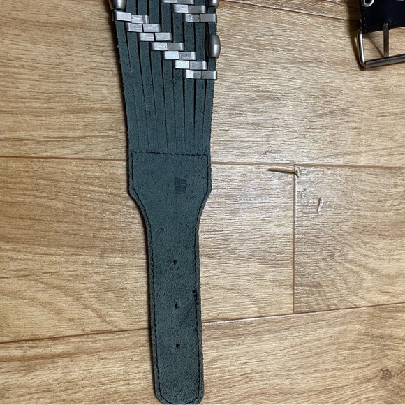 Leather and Silver Conch Waist Belt Made In Italy Southwest Western Saffron N.Y - Picture 6 of 6